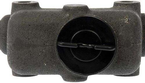 Brake master cylinder for automotive use.