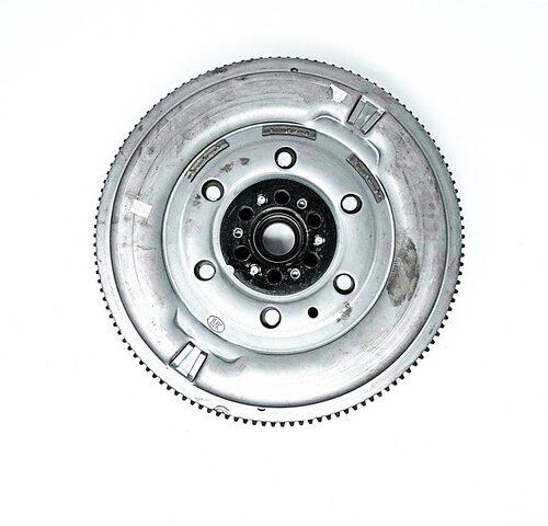 DMF302 Nissan Dual Mass Flywheel - 2.5L 4 Cyl
