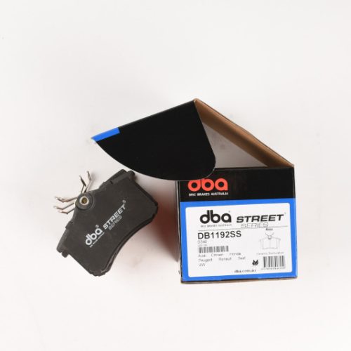 DBA Street Series Rear Brake Pads for Volkswagen Beetle, Jetta, Audi A4 and A6 '98-'11 - Premium Replacement - Image 7