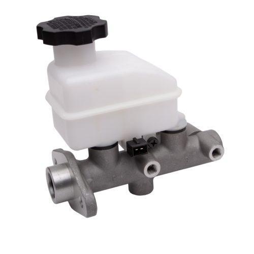 2004 Hyundai Elantra Brake Master Cylinder - Premium Replacement