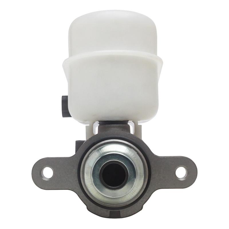 2010-2011 Buick Lucerne Brake Master Cylinder - Premium Replacement - Image 3