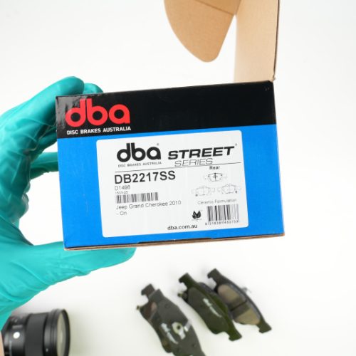 DBA Street Series Rear Brake Pads for 2011-16 Jeep Grand Cherokee and 2015 Dodge Durango - Premium Replacement - Image 7