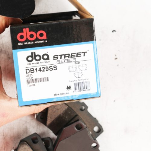 DBA Street Series Rear Brake Pads for Pontiac Vibe '2003, 2000-2003 Toyota Celica - Premium Replacement - Image 7