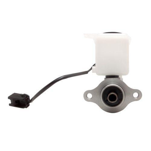 1995-1996 Mazda Protege Brake Master Cylinder - Premium Replacement - Image 3